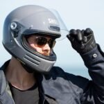 How to Choose a Motorcycle Helmet